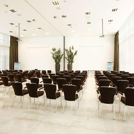 Nh Amersfoort Bagian luar foto